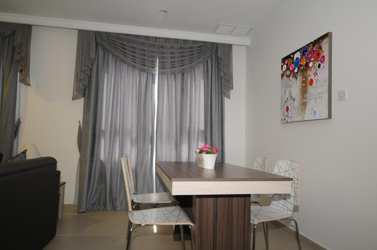 Al Muhanna Plaza Luxury Apartments Kuwait City Ngoại thất bức ảnh