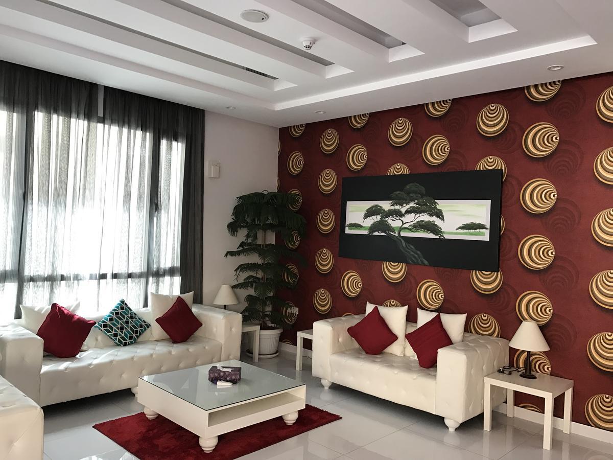 Al Muhanna Plaza Luxury Apartments Kuwait City Ngoại thất bức ảnh