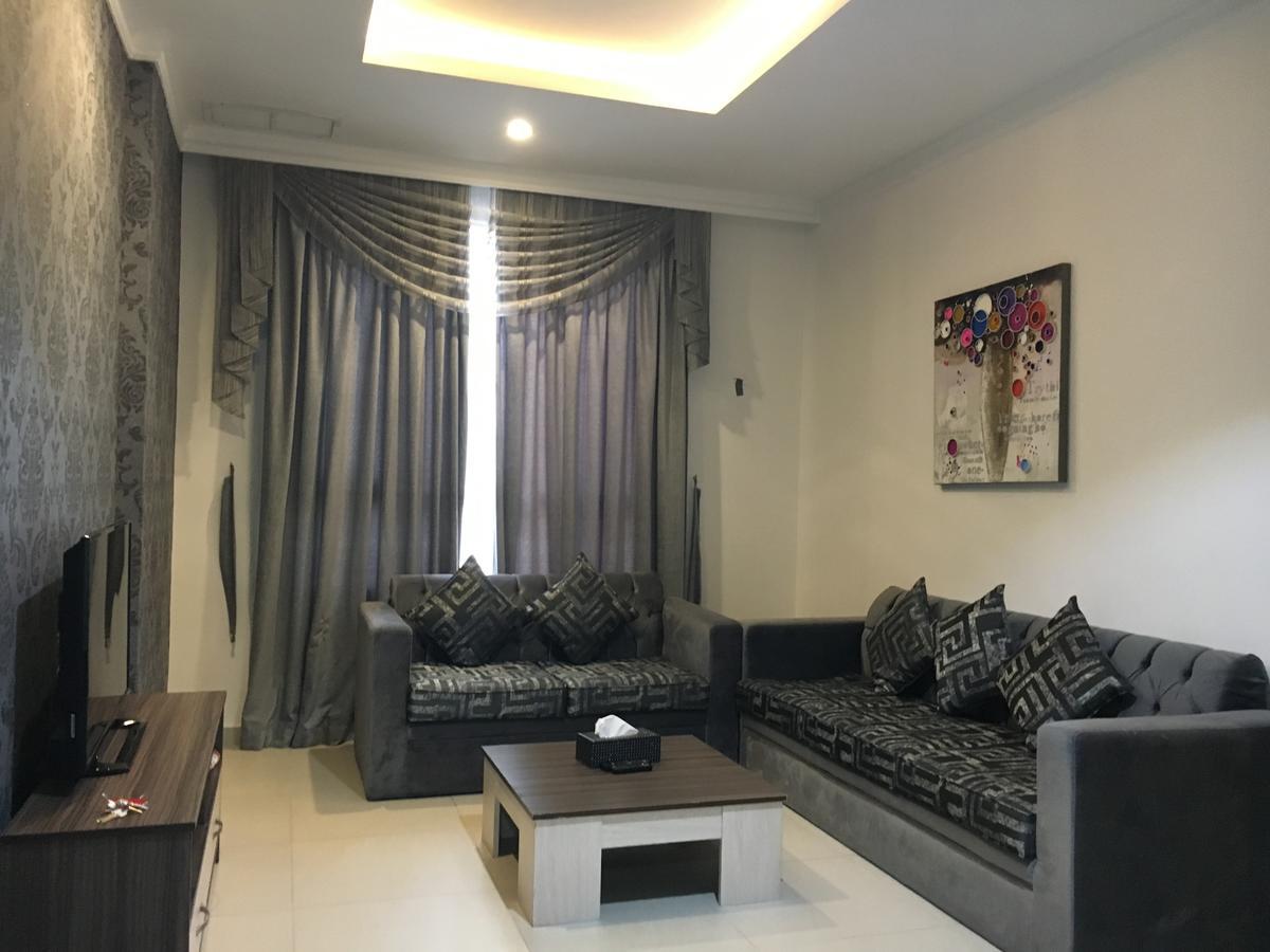 Al Muhanna Plaza Luxury Apartments Kuwait City Ngoại thất bức ảnh